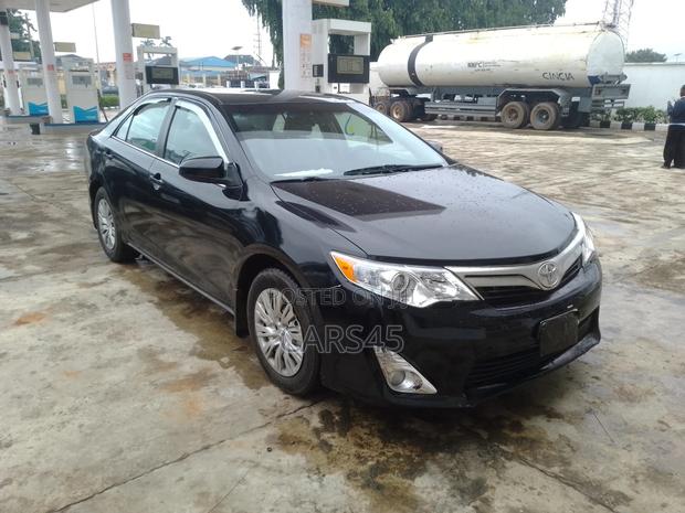 Toyota Camry 2014 Gray
