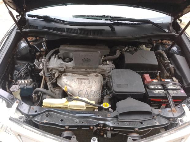 Toyota Camry 2014 Gray