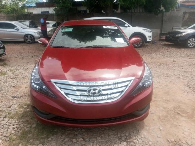 Hyundai Sonata 2014 Red