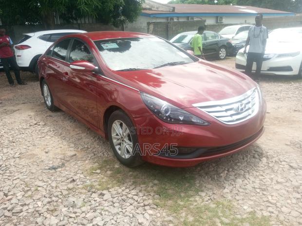 Hyundai Sonata 2014 Red