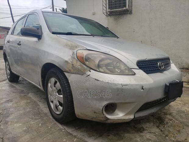 Toyota Matrix 2005 Silver