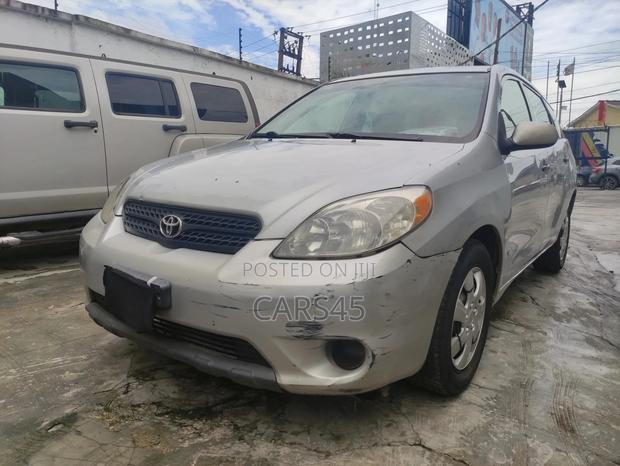 Toyota Matrix 2005 Silver