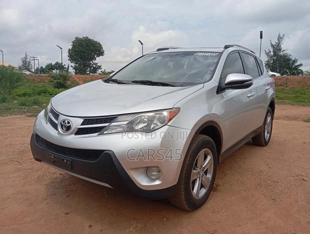 Toyota RAV4 2015 Silver
