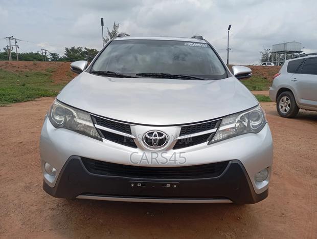 Toyota RAV4 2015 Silver