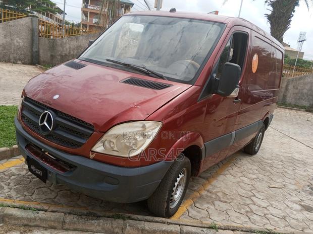 Mercedes-Benz V-Class 2012 Red