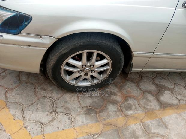 Toyota Camry 2001 Silver