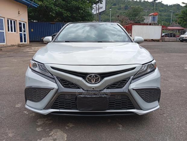 Toyota Camry 2023 Gray
