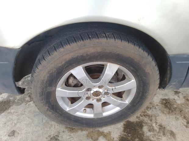 Toyota Sienna 2001 Silver