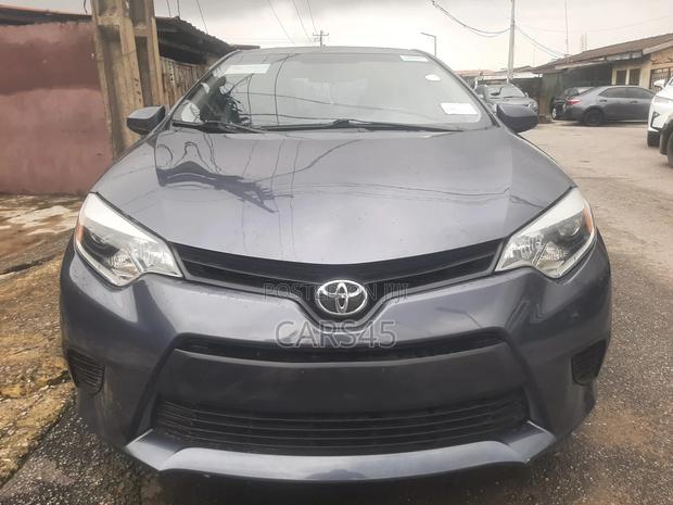 Toyota Corolla 2015 Gray
