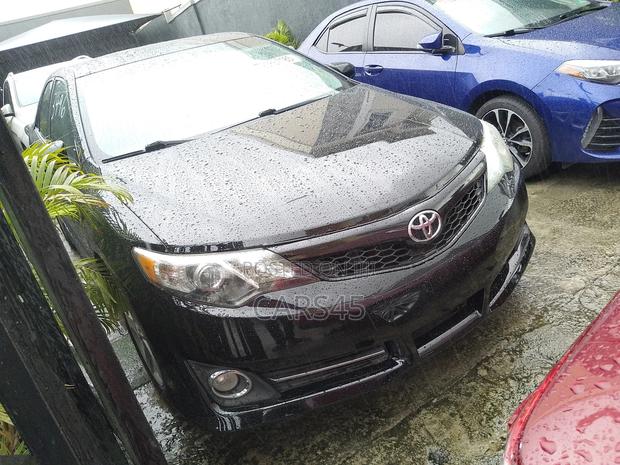 Toyota Camry 2014 Black