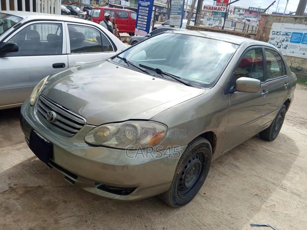 Toyota Corolla 2003 Gray