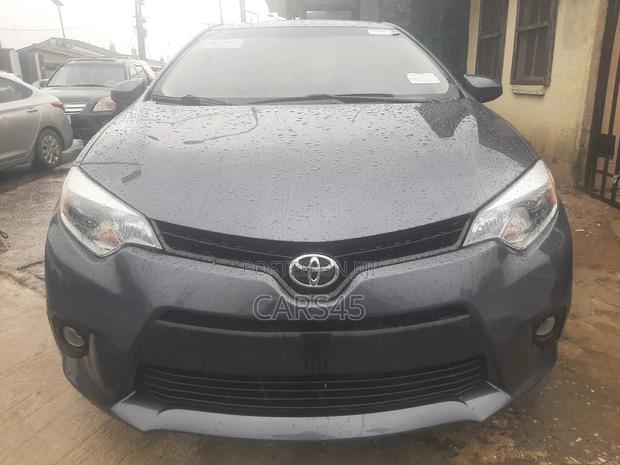 Toyota Corolla 2015 Gray