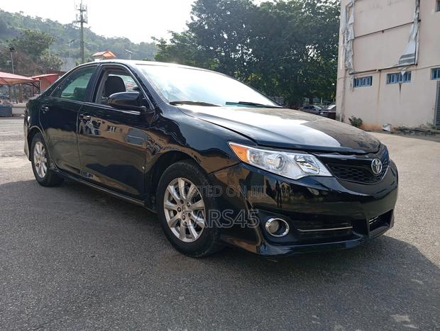 Toyota Camry 2012 Black