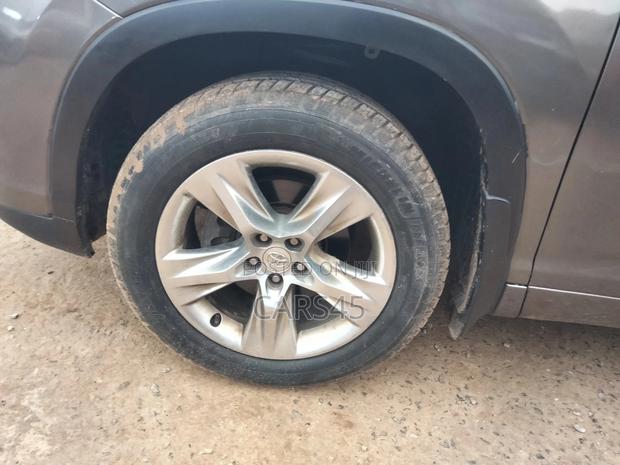 Toyota Highlander 2015 Gray