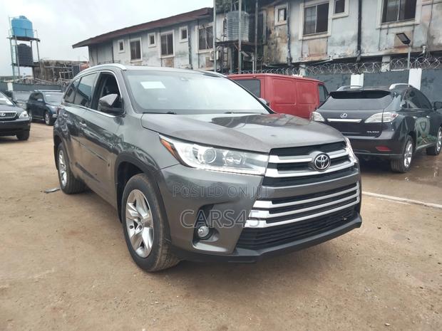 Toyota Highlander 2015 Gray