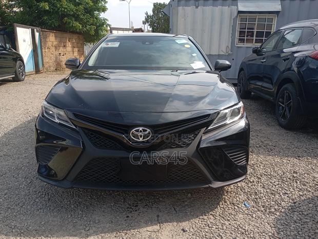 Toyota Camry 2018 Black