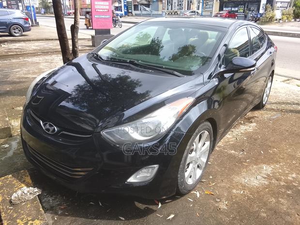 Hyundai Elantra GLS Sedan FWD (1.8L 4cyl 6A) 2013 Black