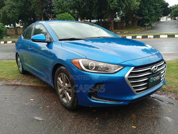 Hyundai Elantra 2017 Blue