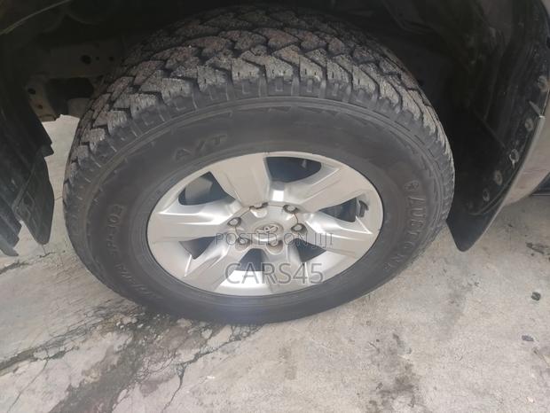 Toyota Land Cruiser Prado 2014 Black