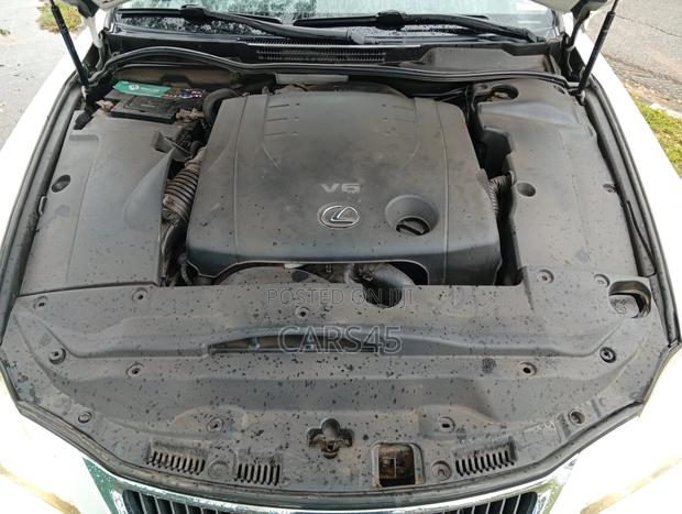 Lexus IS 2013 White