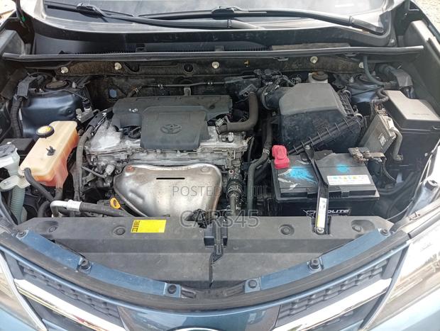 Toyota RAV4 2013 Blue