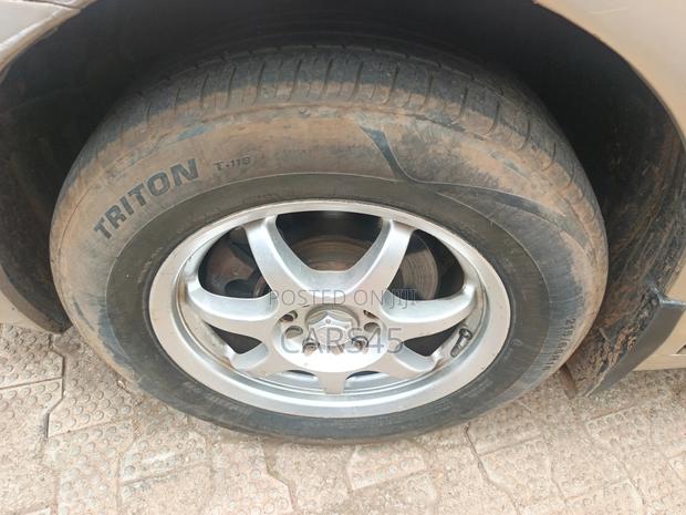 Toyota Camry 2007 Gold