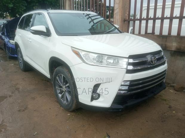 Toyota Highlander 2019 White