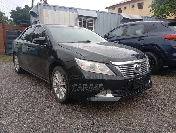 Toyota Camry 2012 Black