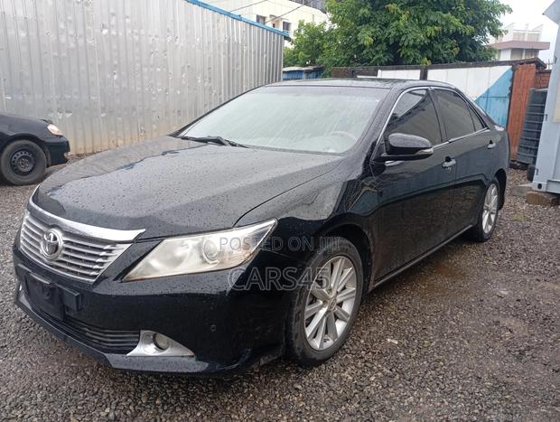 Toyota Camry 2012 Black
