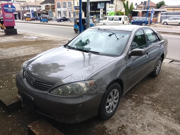 Toyota Camry 2.4 GLi Automatic 2006 Gray