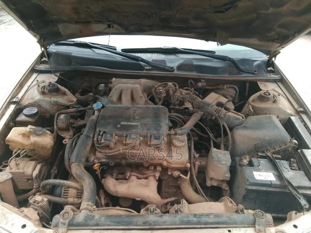 Toyota Camry 1998 Gold