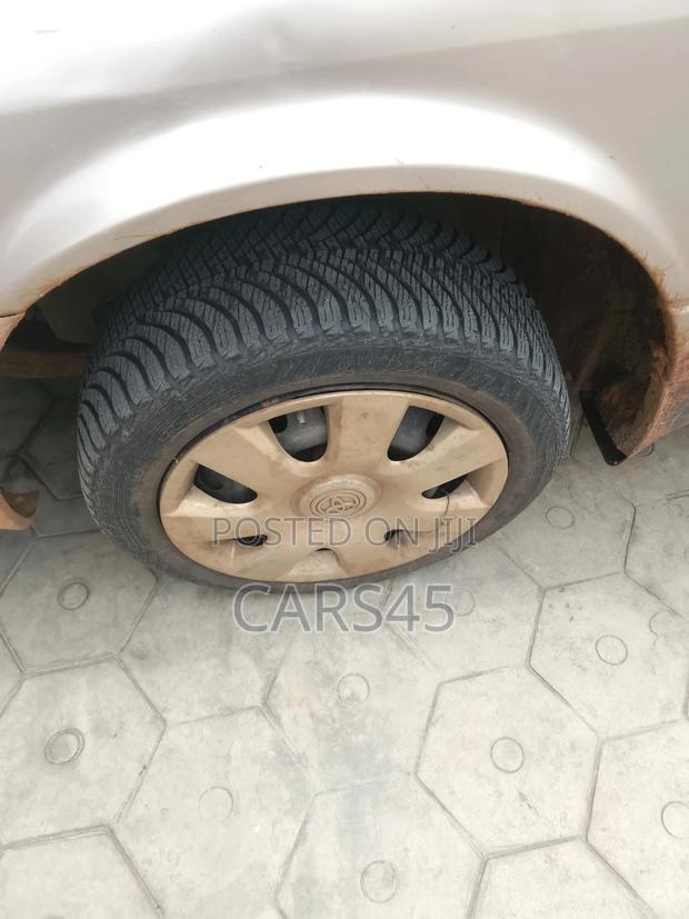 Toyota Camry 1998 Gold
