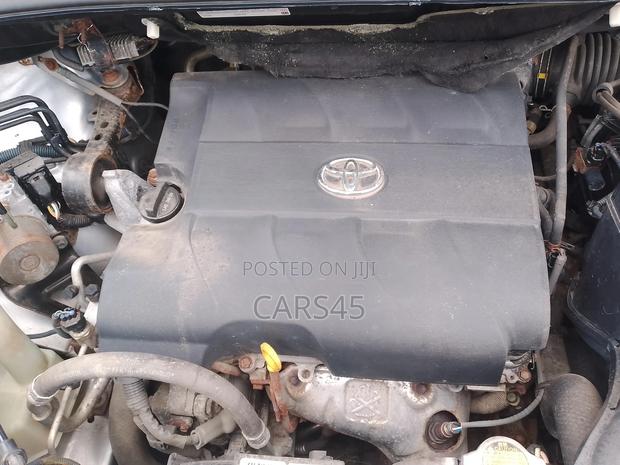 Toyota Sienna 2012 Gray