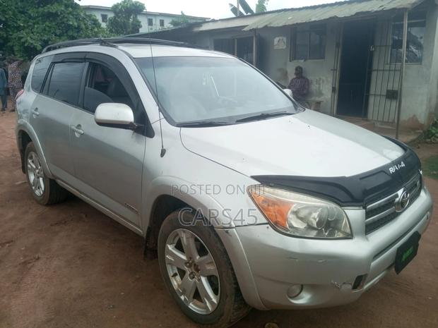 Toyota RAV4 4x4 2009 Silver