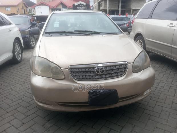 Toyota Corolla 2007 Gold
