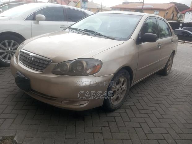 Toyota Corolla 2007 Gold