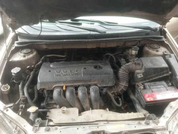 Toyota Corolla 2007 Gold