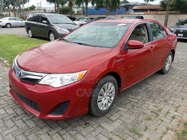 Toyota Camry 2012 Red