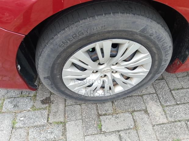 Toyota Camry 2012 Red
