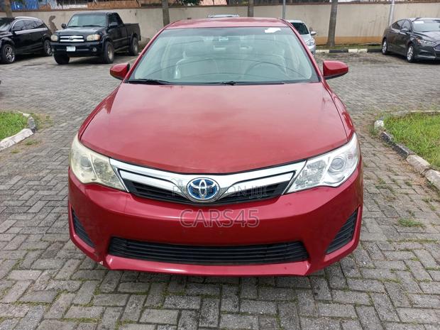 Toyota Camry 2012 Red
