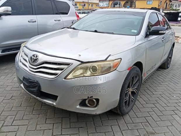 Toyota Camry 2007 Silver