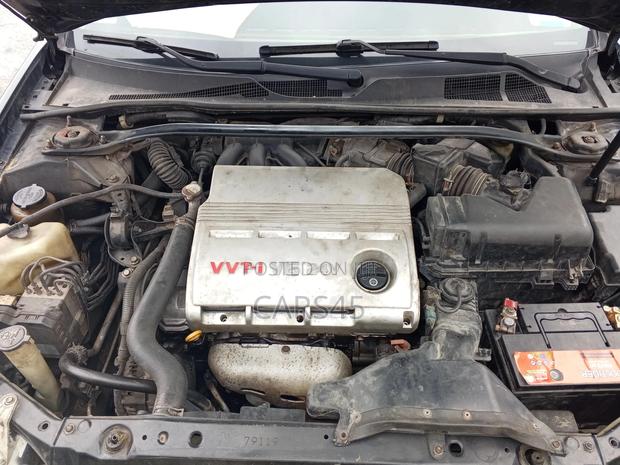 Toyota Camry LE V6 4dr Sedan (3.0L 6cyl 5A) 2005 Black