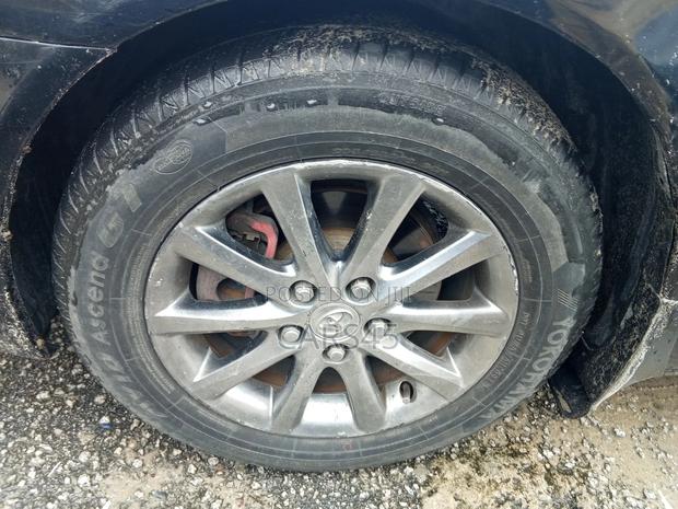 Toyota Camry LE V6 4dr Sedan (3.0L 6cyl 5A) 2005 Black