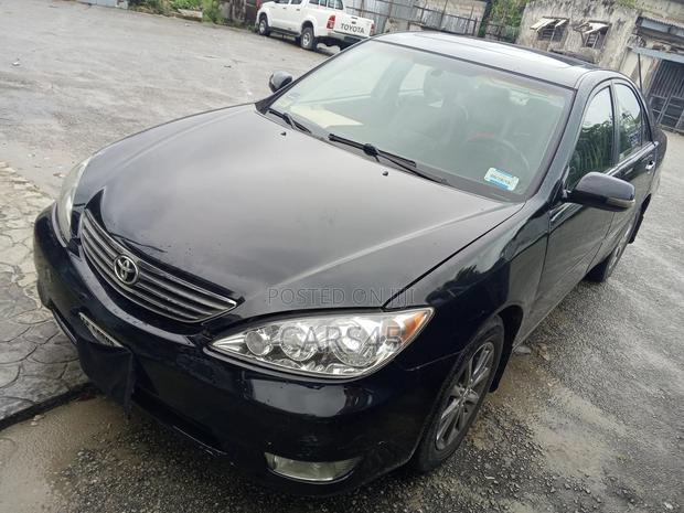 Toyota Camry LE V6 4dr Sedan (3.0L 6cyl 5A) 2005 Black