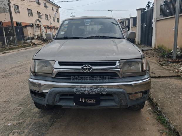 Toyota 4-Runner 2002 Gray