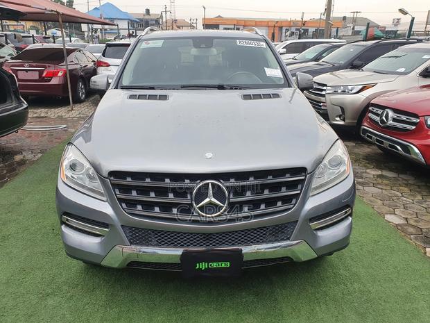 Mercedes-Benz M Class 2015 Gray