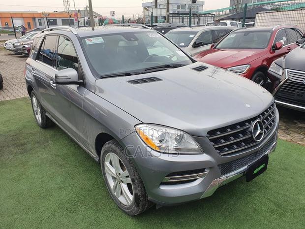 Mercedes-Benz M Class 2015 Gray