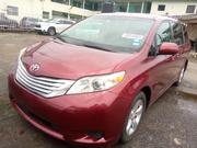 Toyota Sienna 2011 Red for sale