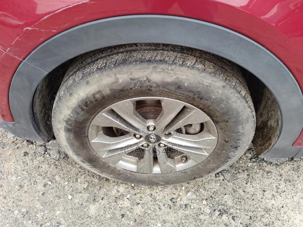 Hyundai Santa Fe 2015 Red
