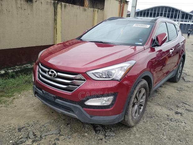 Hyundai Santa Fe 2015 Red